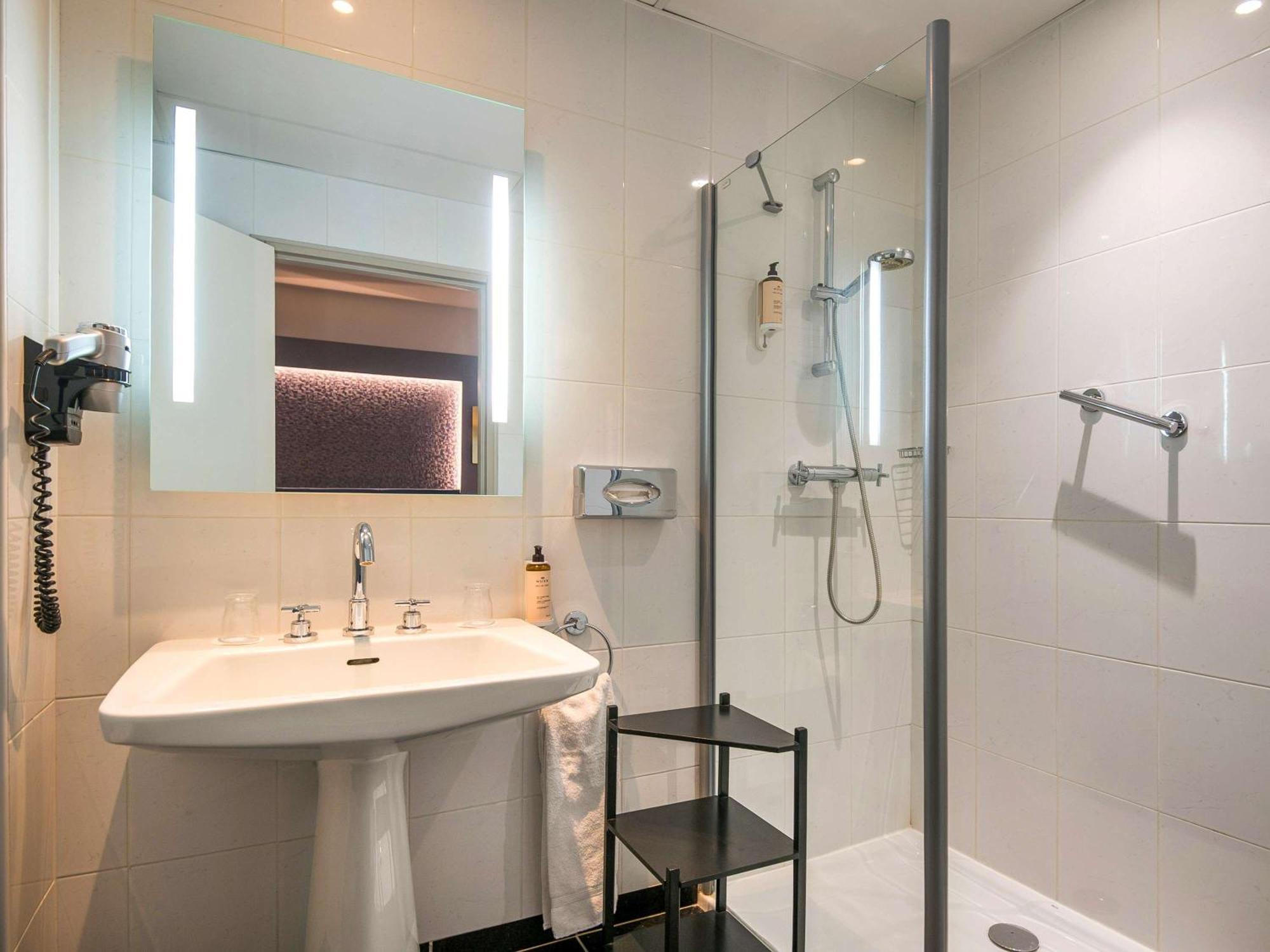 Hotel Mercure Rodez Cathedrale Kültér fotó